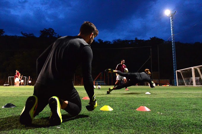 Fachada de Academia de Fútbol La Mina